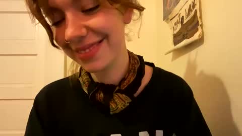 Snapshot of daisybaby699 chatting on 14, 5, 2026 DaisyB3 online show from 14, 5, 2026