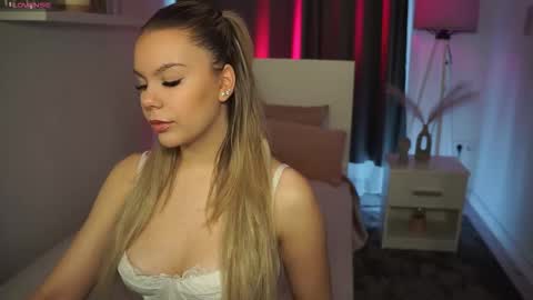 Snapshot of daisyeverly chatting on 22, 2, 2026 Daisy online show from 22, 2, 2026