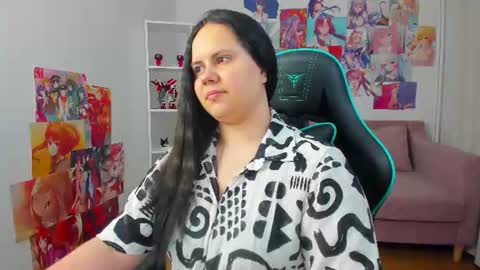 Snapshot of daisyharts chatting on 8, 7, 2026 DaisyHarts online show from 8, 7, 2026