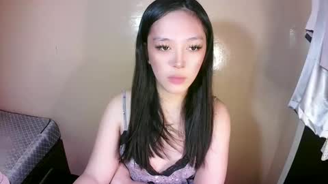 Snapshot of daisylira chatting on 9, 12, 2024 LILY christmas wish breast implant online show from 9, 12, 2024