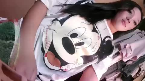 Snapshot of daisylira chatting on 9, 12, 2024 LILY christmas wish breast implant online show from 9, 12, 2024