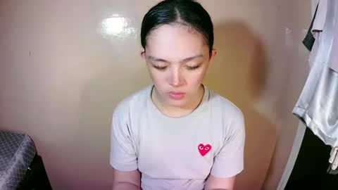 Snapshot of daisylira chatting on 7, 1, 2025 LILY christmas wish breast implant online show from 7, 1, 2025