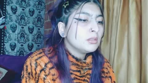    --  -- help me reach 100 hands up  online show from 20, 2, 2025