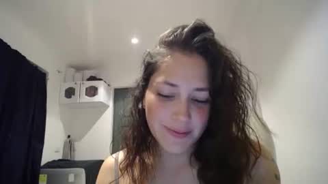 IG  dakotasofiaa online show from 15, 1, 2026