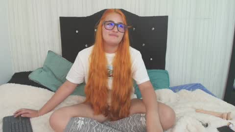 Snapshot of dakota_alice chatting on 7, 2, 2025 Dakota and Valerie online show from 7, 2, 2025