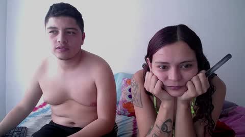 Snapshot of dakota_and_aron chatting on 15, 1, 2025 Dakota and Aron online show from 15, 1, 2025