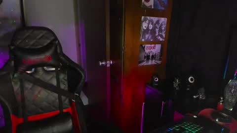 Dakota Crab online show from 23, 2, 2025