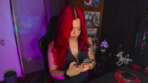 Dakota Crab online show from 27, 2, 2025