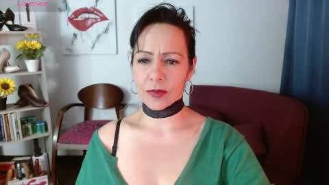 Snapshot of dakota_jobs chatting on 20, 11, 2025 Dakota Jobs online show from 20, 11, 2025