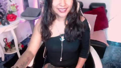 Caroliina online show from 14, 10, 2025