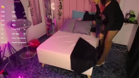 Caroliina online show from 26, 3, 2026