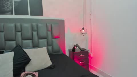 Snapshot of dakota_roussee chatting on 4, 3, 2026 Dakota online show from 4, 3, 2026