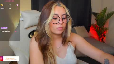 Snapshot of dakottaa__ chatting on 21, 5, 2026 dakottaa__ online show from 21, 5, 2026