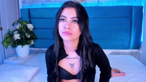 Snapshot of dakottahill chatting on 29, 1, 2025   online show from 29, 1, 2025