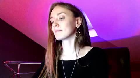 Dalia  online show from 15, 12, 2024