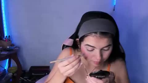 Dalia April online show from 27, 2, 2026