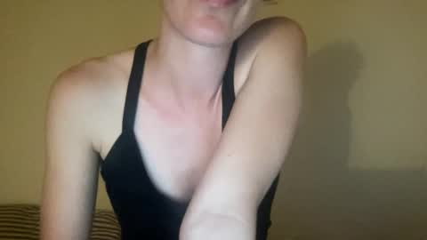 Snapshot of damedauphin chatting on 11, 5, 2026 Montana online show from 11, 5, 2026