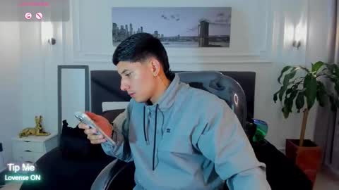 DAMIAN online show from 5, 11, 2025