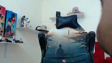 damian64436171 online show from 27, 10, 2025