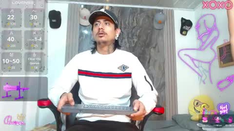 Snapshot of damian_and_camerum chatting on 6, 6, 2026 damian_and_camerum online show from 6, 6, 2026