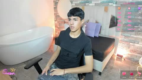 Snapshot of damian_tay chatting on 18, 5, 2026 damian_tay online show from 18, 5, 2026