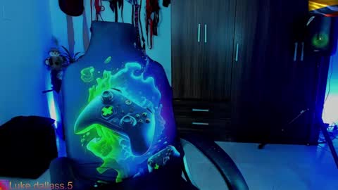 Damian torner online show from 1, 2, 2025