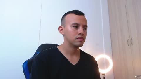 Damian Wish online show from 9, 4, 2026