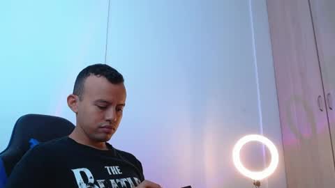 Damian Wish online show from 15, 4, 2026