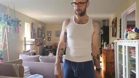 damien_mace online show from 2, 11, 2025