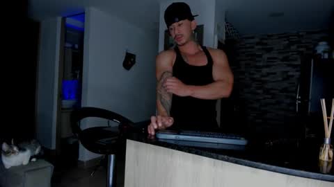 INSTAGRAM  DAMMIANMILLEROFICIAL online show from 17, 12, 2025