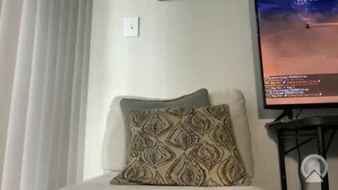 Clyde online show from 25, 2, 2026