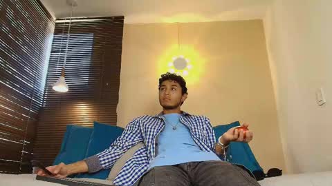 Damon  Salvatore online show from 19, 3, 2026