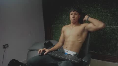 Snapshot of damon_sw chatting on 30, 11, 2025 damon online show from 30, 11, 2025