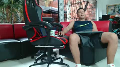 damyan_2003 online show from 4, 3, 2025