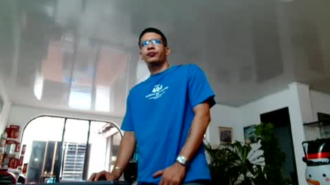 damyan_2003 online show from 12, 7, 2026