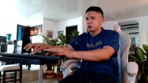 damyan_2003 online show from 26, 7, 2026
