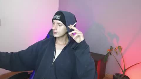 Snapshot of dan_yagami chatting on 22, 6, 2026 Dan and Noah online show from 22, 6, 2026