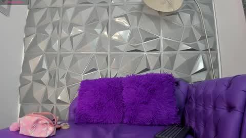    online show from 12, 3, 2025