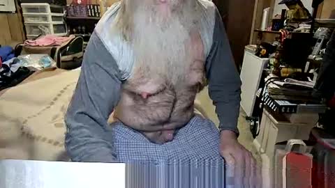 Snapshot of danagm chatting on 21, 12, 2025 Dana online show from 21, 12, 2025