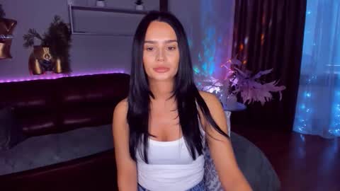 DanaMiers online show from 17, 4, 2026