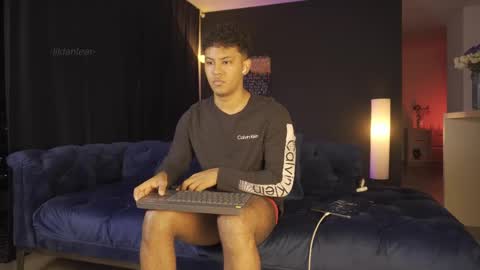 Dante  Pablo Danblo Independent models online show from 23, 11, 2025