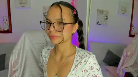 Snapshot of danessacronin chatting on 7, 7, 2026 Danesa online show from 7, 7, 2026