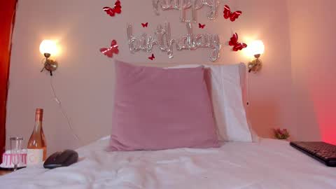 Snapshot of dani_skinny_ chatting on 8, 3, 2025 Hi I am Dani online show from 8, 3, 2025