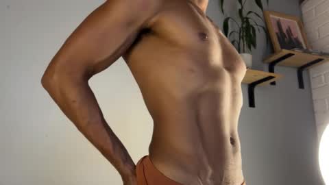 Snapshot of daniel0910s chatting on 1, 12, 2024 Daniel online show from 1, 12, 2024