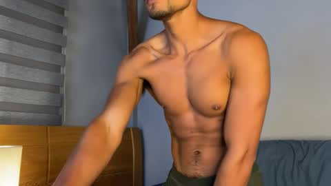 Snapshot of daniel0910s chatting on 16, 1, 2025 Daniel online show from 16, 1, 2025