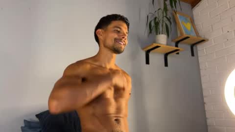 Snapshot of daniel0910s chatting on 27, 1, 2025 Daniel online show from 27, 1, 2025