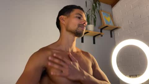 Snapshot of daniel0910s chatting on 28, 1, 2025 Daniel online show from 28, 1, 2025