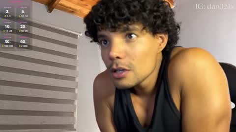 Snapshot of daniel0910s chatting on 25, 10, 2025 Daniel online show from 25, 10, 2025