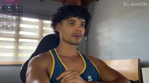 Snapshot of daniel0910s chatting on 26, 10, 2025 Daniel online show from 26, 10, 2025