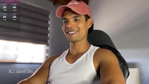 Snapshot of daniel0910s chatting on 9, 11, 2025 Daniel online show from 9, 11, 2025